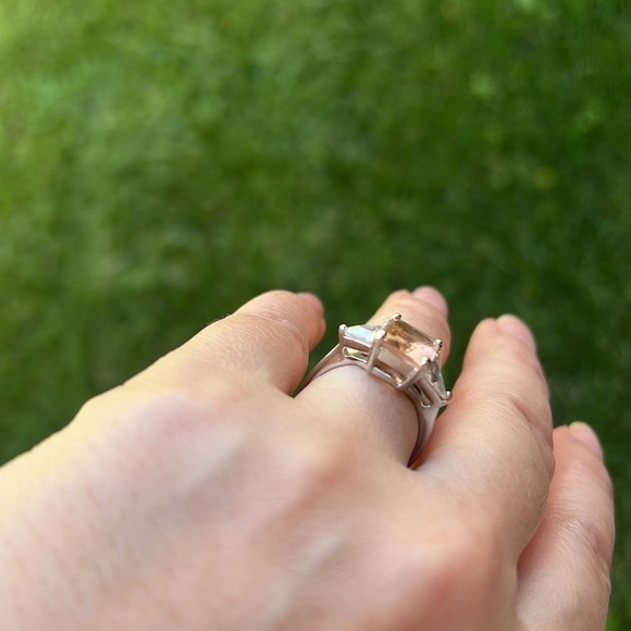 Zirconia peach color engagement ring - Picture 6 of 10